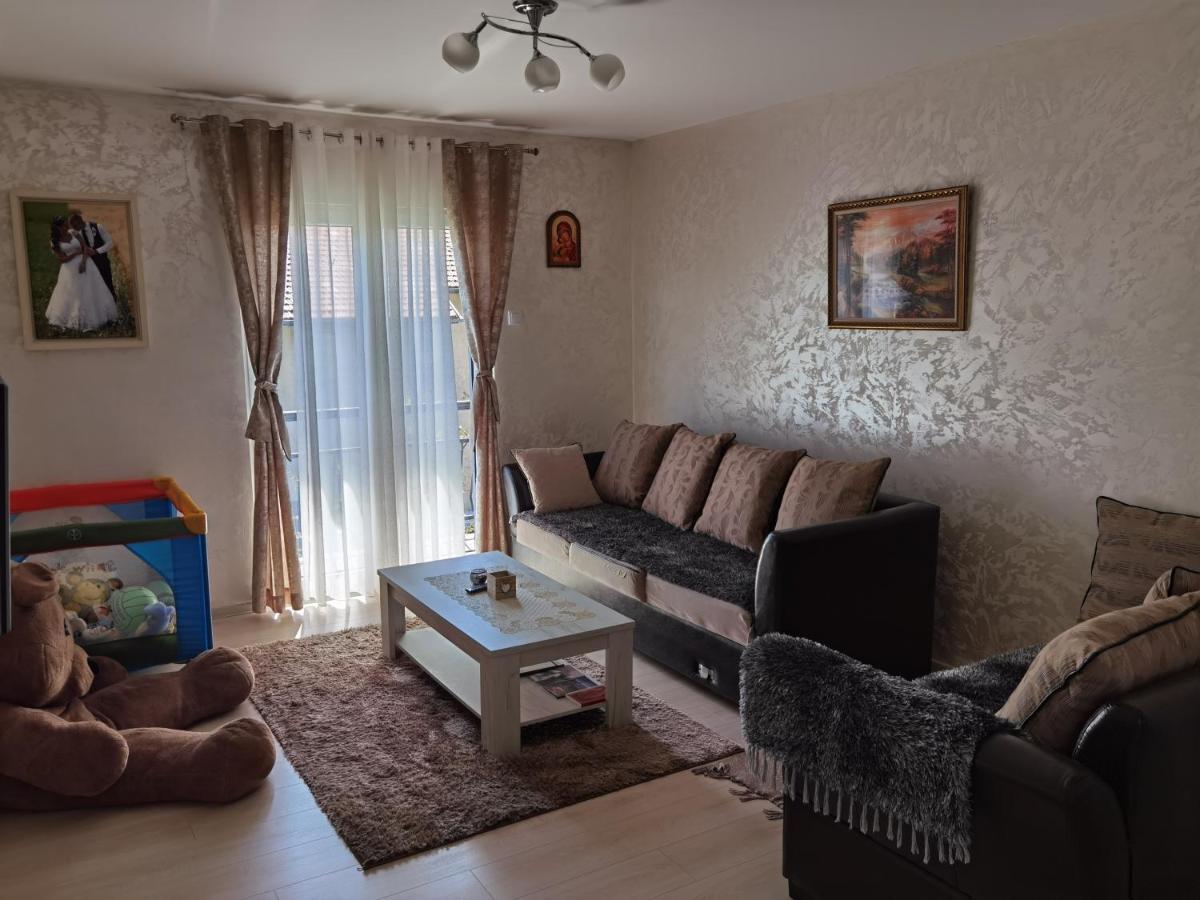 Nikolaj Lux Apartamento Nova Varoš Exterior foto